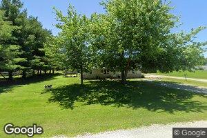 290 W Broadway Ave, Nokomis, IL 62075