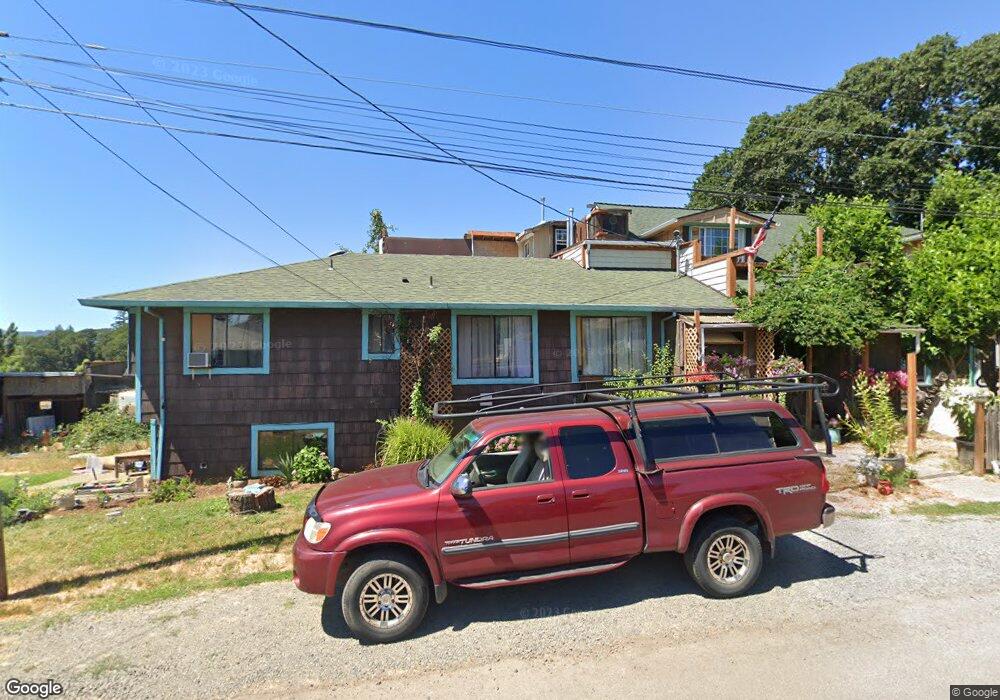 10 S Cunningham St, Carlton, OR 97111 - photo 1