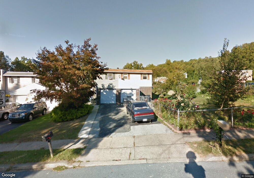 712 Bear Blvd, Reading, PA 19606 - photo 1