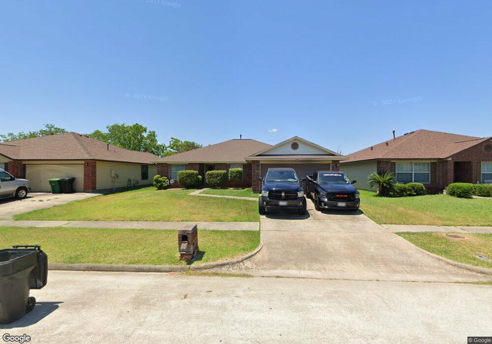 9318 Garden Breeze Dr, Houston, TX 77075 - photo 1