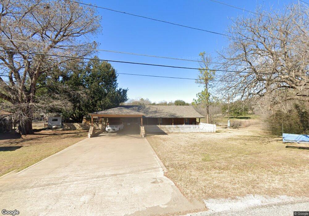 4211 Bay Shore Cir, Granbury, TX 76049 - photo 1