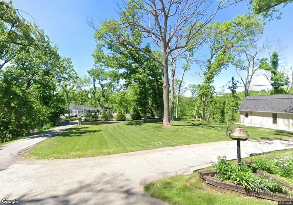 2627 Indian Hill Rd, Cedar Rapids, IA 52403 - photo 1