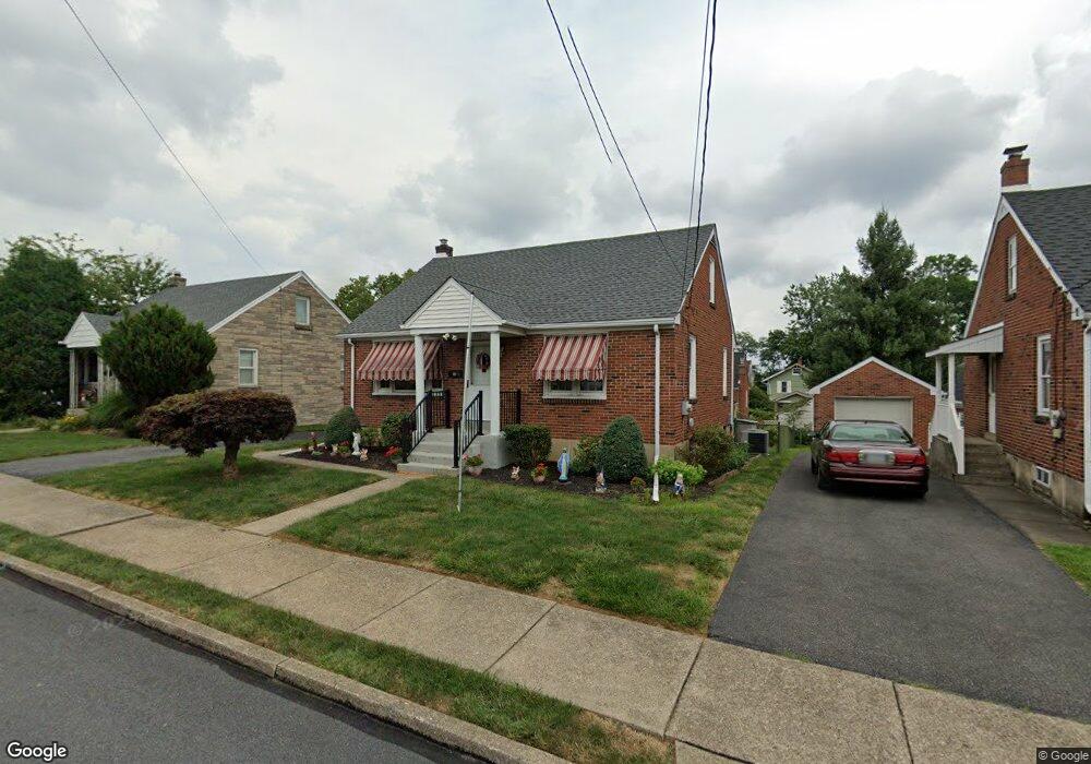 756 Fernwood St, Bethlehem, PA 18018 - photo 1