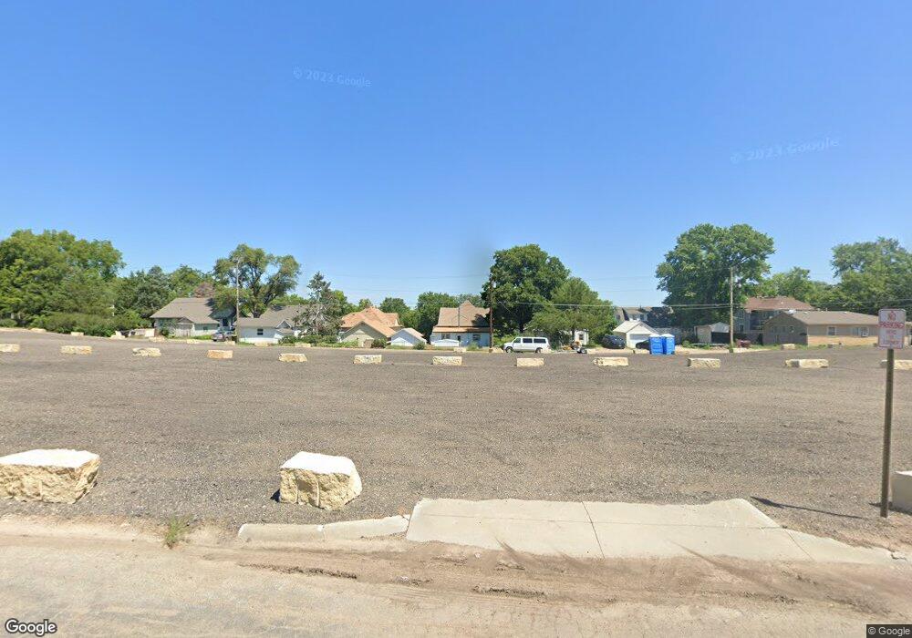 421 W 10th St, Concordia, KS 66901 - photo 1