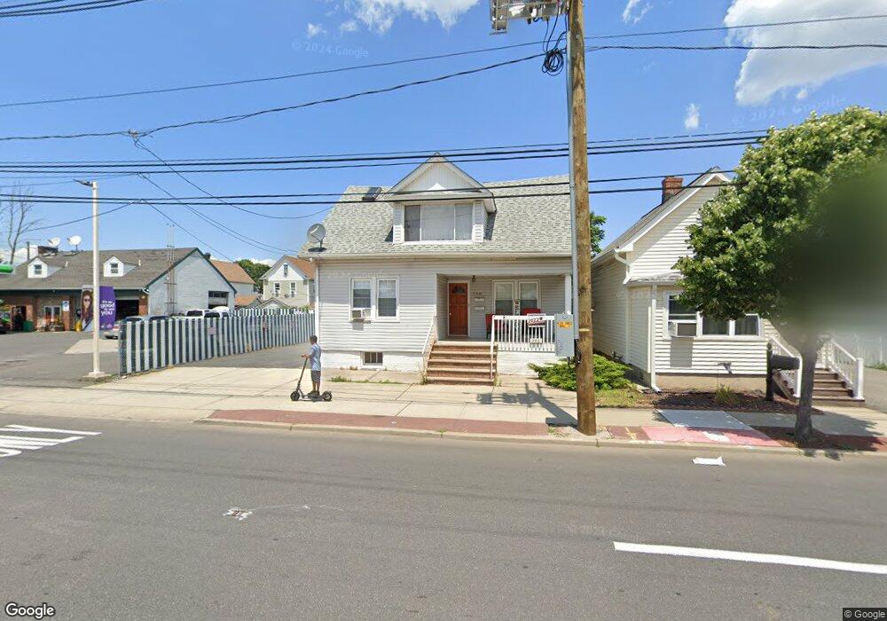 746 Roosevelt Ave, Carteret, NJ 07008 - photo 1