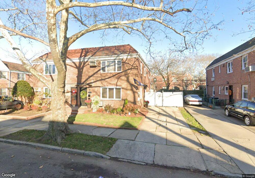 7337 197th St, Fresh Meadows, NY 11366 - photo 1