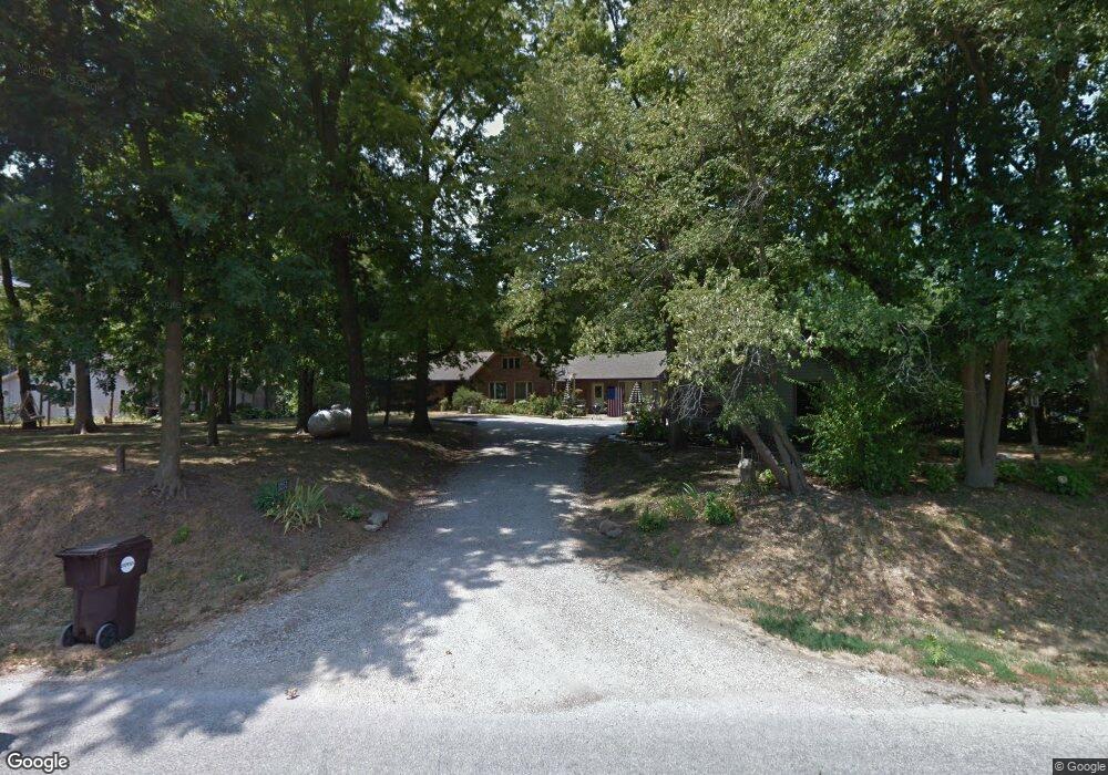 1253 Lynnville Woodson Rd, Jacksonville, IL 62650 - photo 1