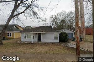 516 E Willow St, Scottsboro, AL 35768