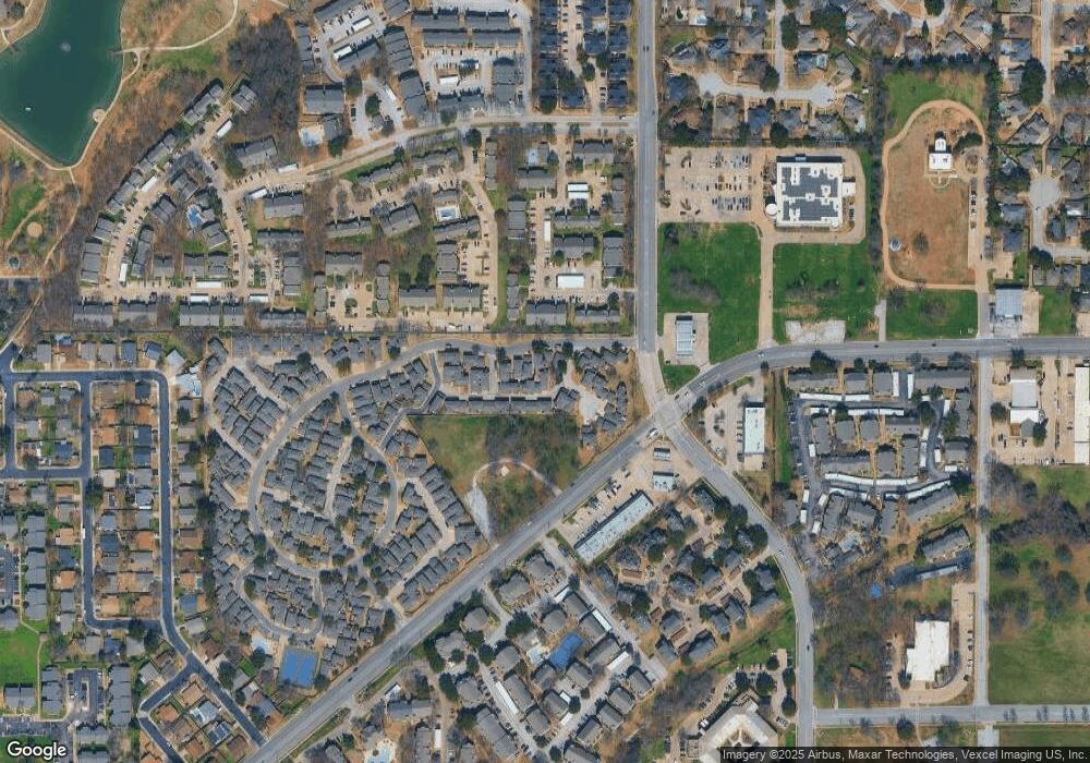 10 Greentree Ln, Bedford, TX 76021 - photo 1