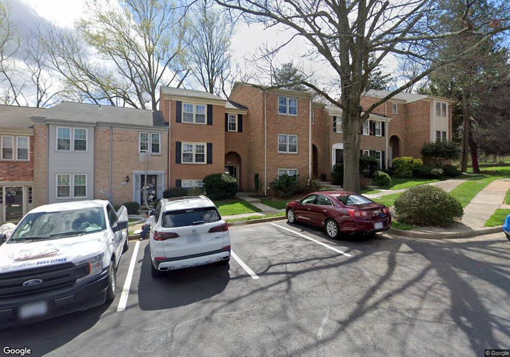 6603 Midhill Place, Falls Church, VA 22043 - photo 1