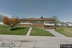 521 Pinecrest Dr, Chadron, NE 69337