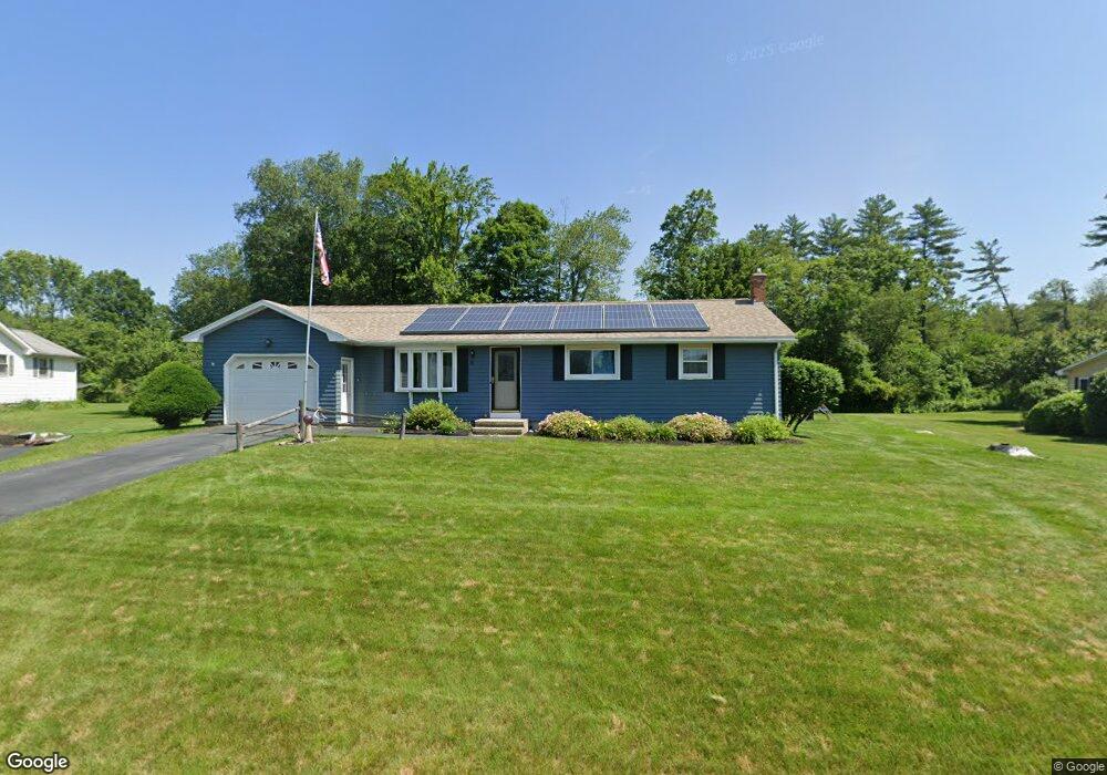 76 Plantation Cir, Greenfield, MA 01301 - photo 1