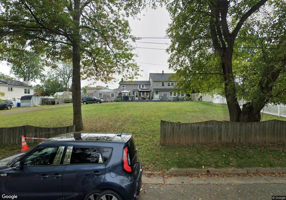 750 Pershing Ave, Middlesex, NJ 08846 - photo 1