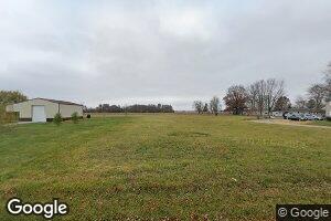 609 E Howe Ave, Irvington, IL 62848
