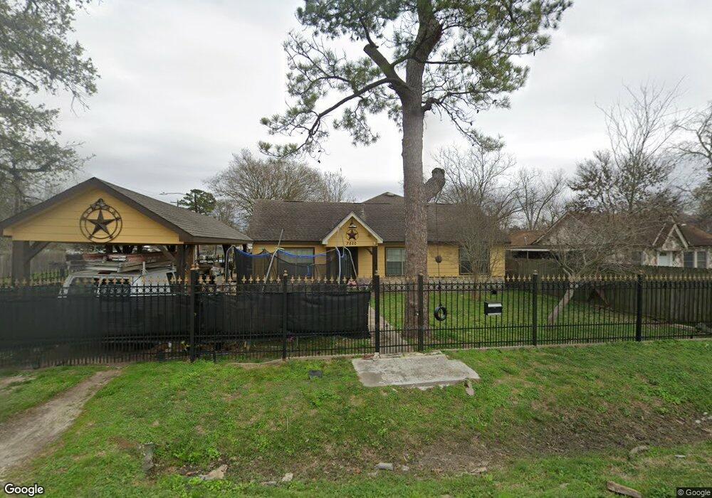 7820 Helmers St, Houston, TX 77022 - photo 1