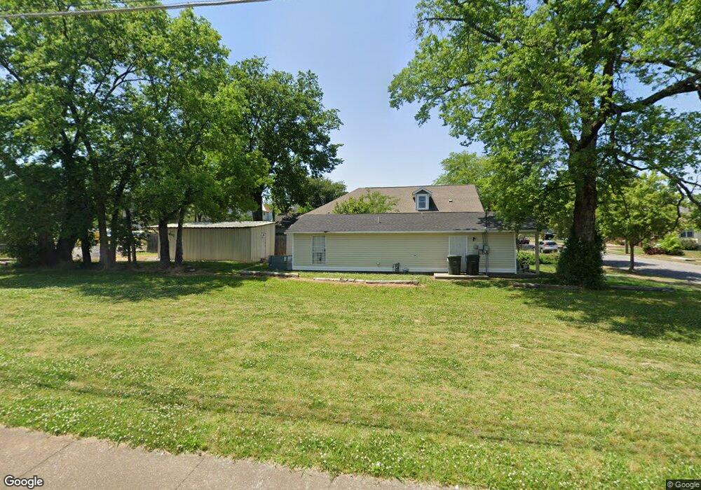 2112 Oak St, Chattanooga, TN 37404 - photo 1