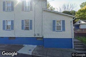 402 Pennsylvania Ave, Roseto, PA 18013