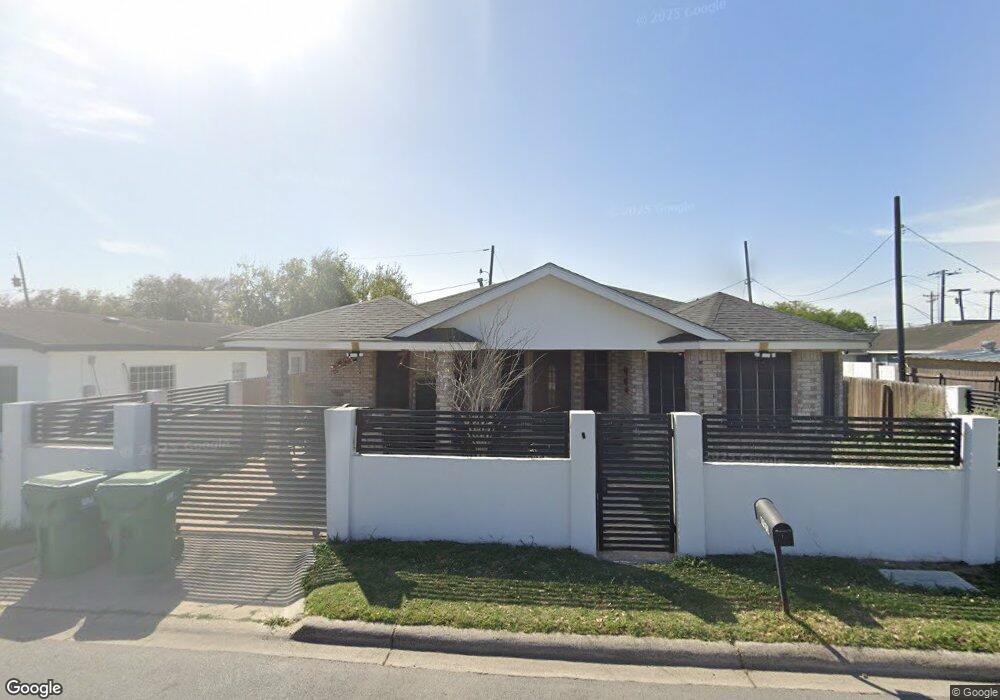 920 N Cypress St, Pharr, TX 78577 - photo 1