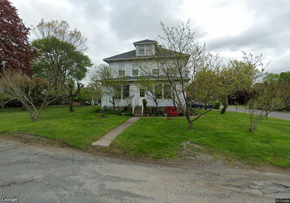 322 Chestnut Hill Ave, Waterbury, CT 06704 - photo 1