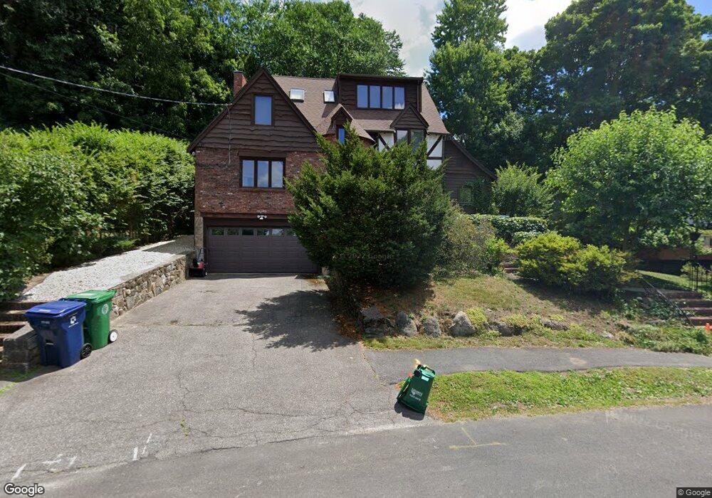 22 Laudholm Rd, Newton, MA 02458 - photo 1