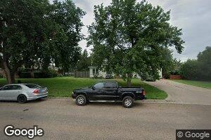 813 W 4th St, Larned, KS 67550