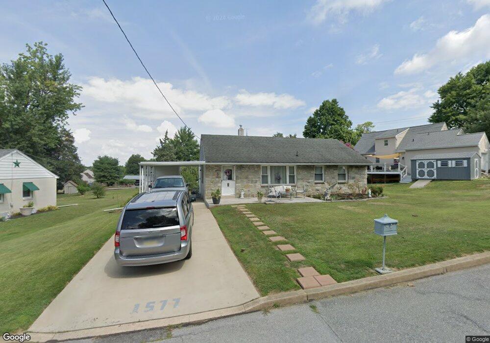 1577 Putnam Dr, Lancaster, PA 17602 - photo 1