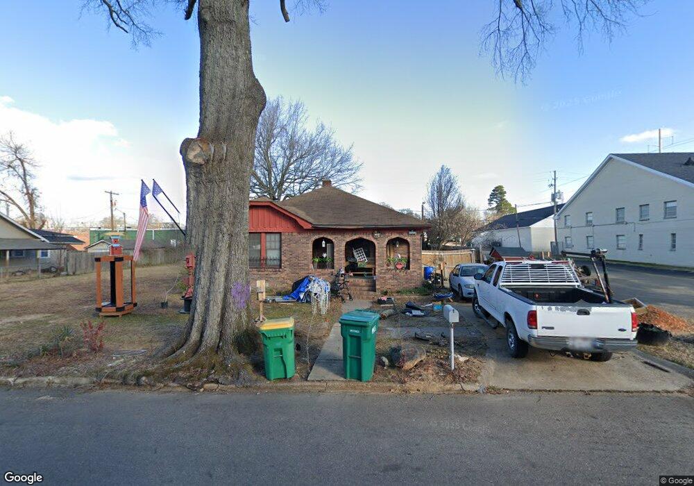 1608 W 6th St, Texarkana, TX 75501 - photo 1