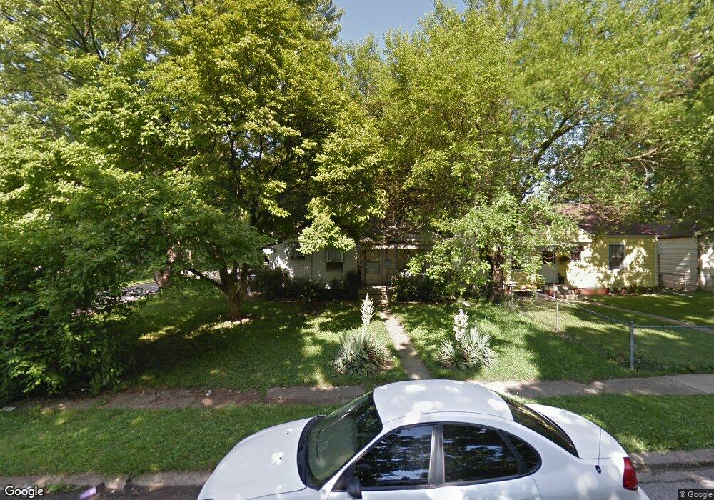 1702 N Linwood Ave, Indianapolis, IN 46218 - photo 1