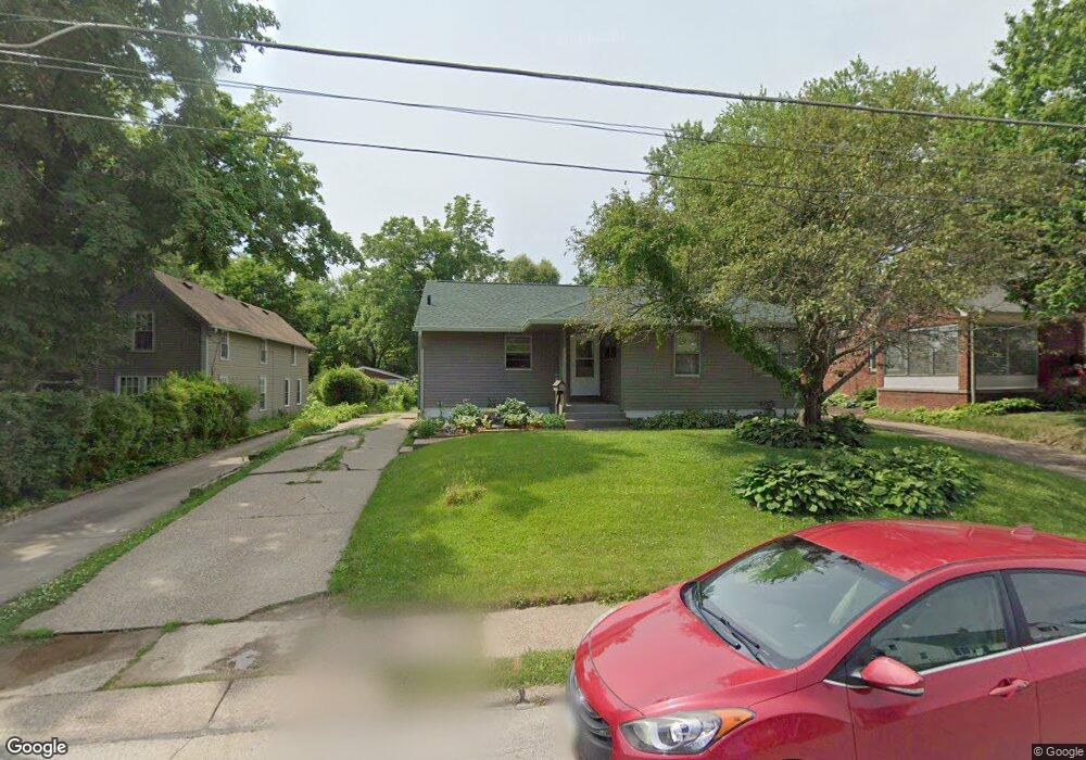 2329 Elm St, Davenport, IA 52803 - photo 1