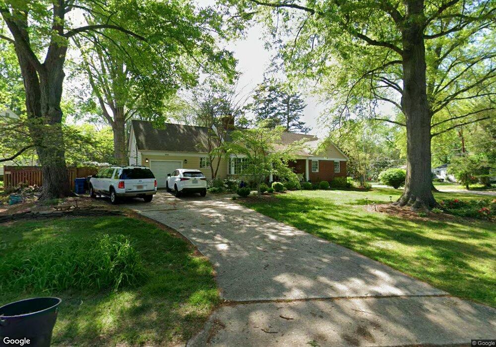 9000 Linton Ln, Alexandria, VA 22308 - photo 1