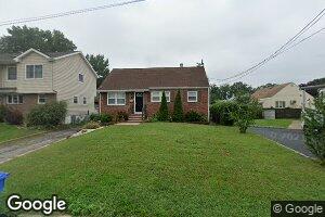 2 Melvin Ave, Iselin, NJ 08830