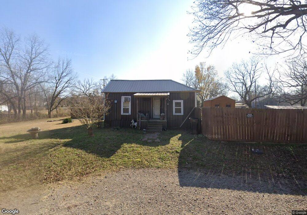 701 W 5th St, Henryetta, OK 74437 - photo 1