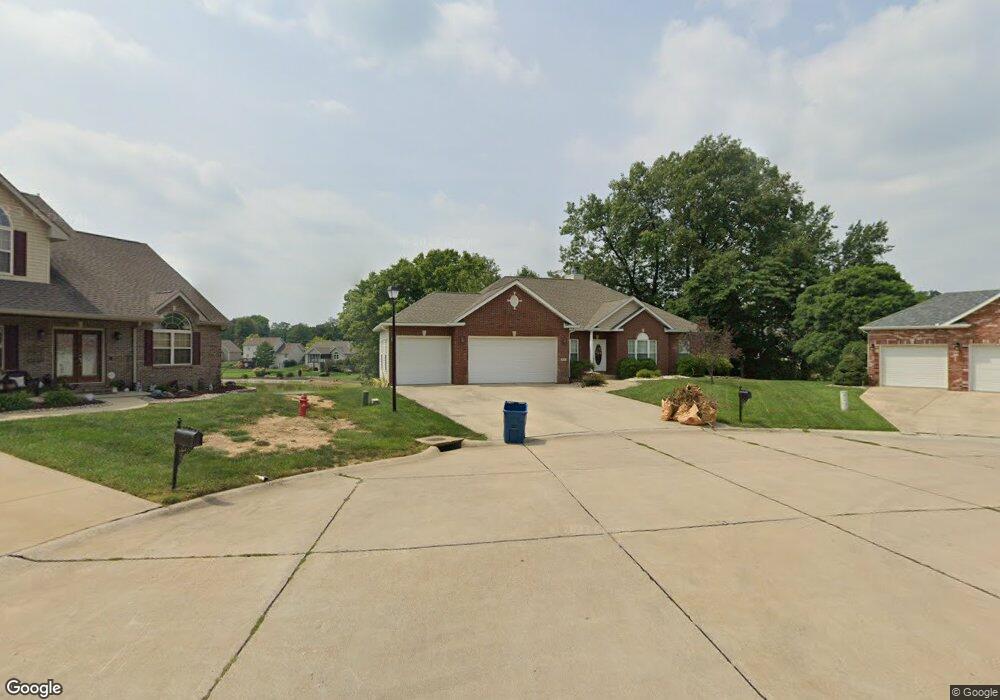 100 Oak Hill Dr, Maryville, IL 62062 - photo 1