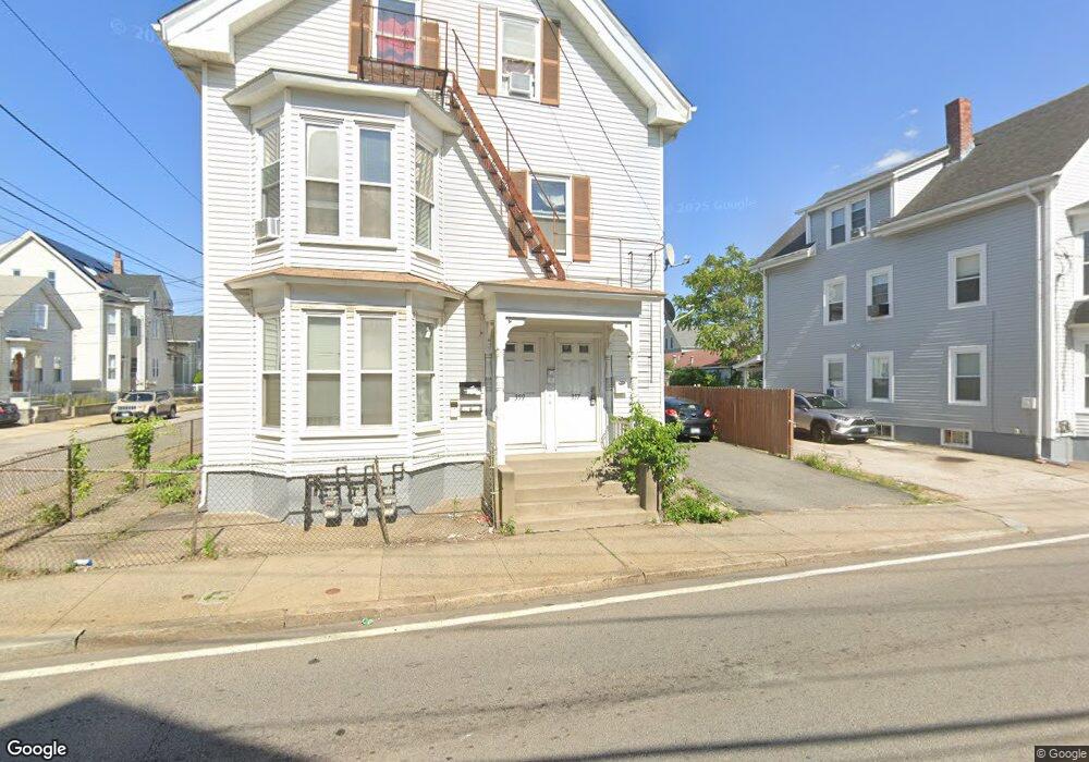 357 Lonsdale Ave unit 3, Pawtucket, RI 02860 - photo 1