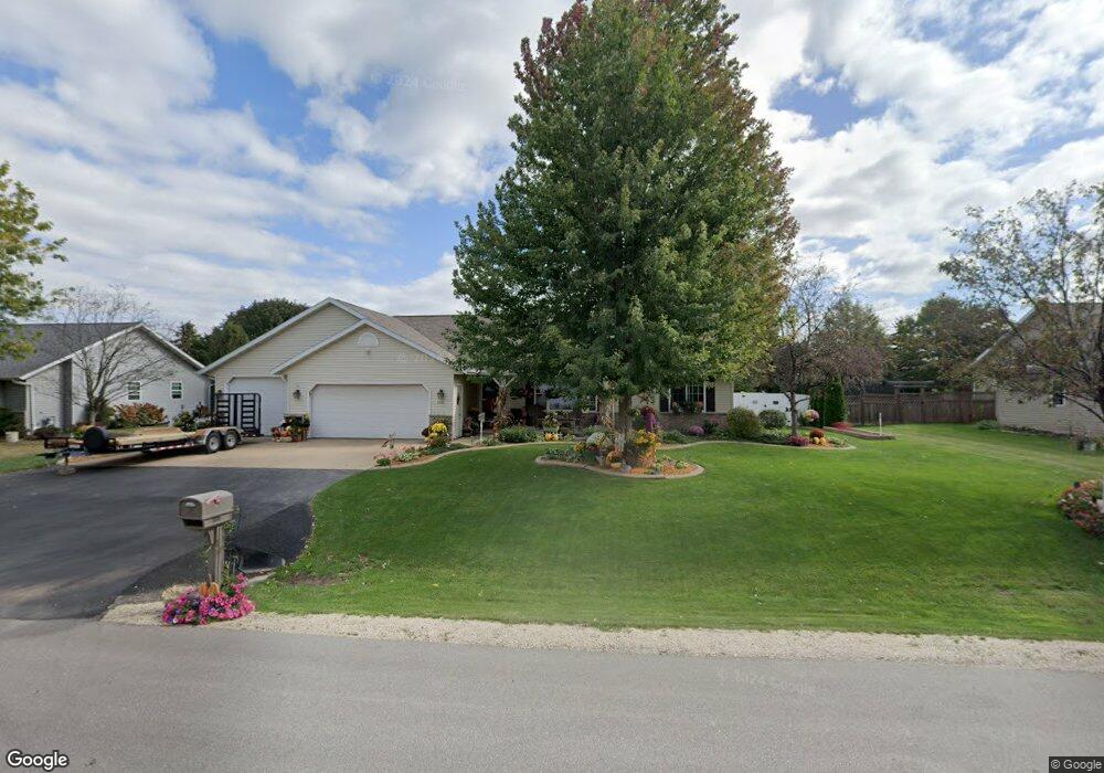 N9352 Cheyenne Dr, Appleton, WI 54915 - photo 1