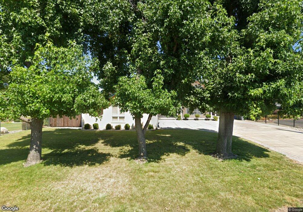 6761 Riverside Dr, Redding, CA 96001 - photo 1