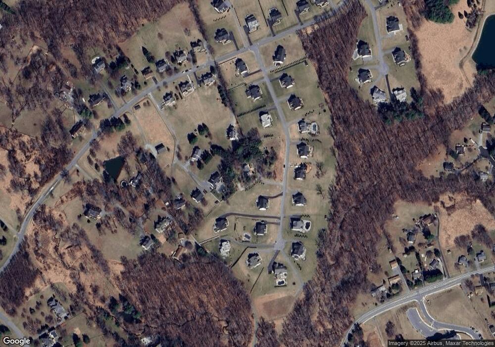 2004 Winton Ct, Sykesville, MD 21784 - photo 1