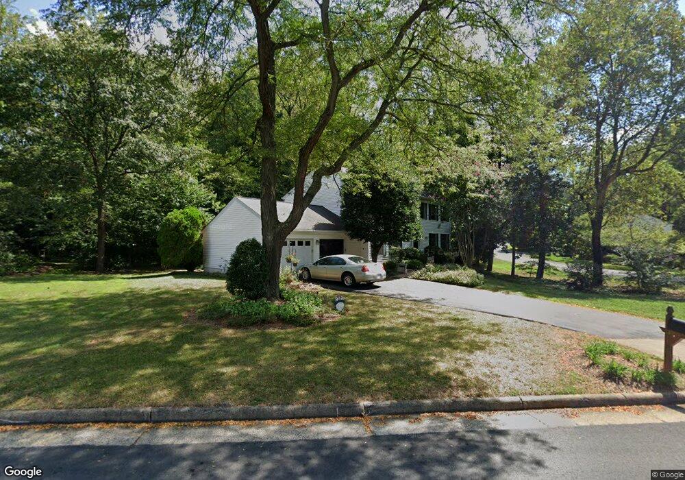 6127 Eagle Landing Rd, Burke, VA 22015 - photo 1