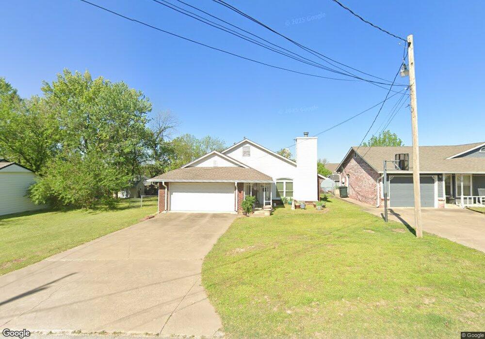 810 S Adams St, Sapulpa, OK 74066 - photo 1