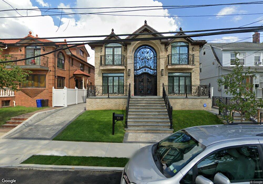 4225 190th St, Flushing, NY 11358 - photo 1