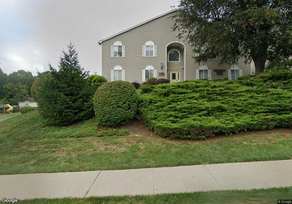 114 Mountain Ct unit 114, Hackettstown, NJ 07840 - photo 1