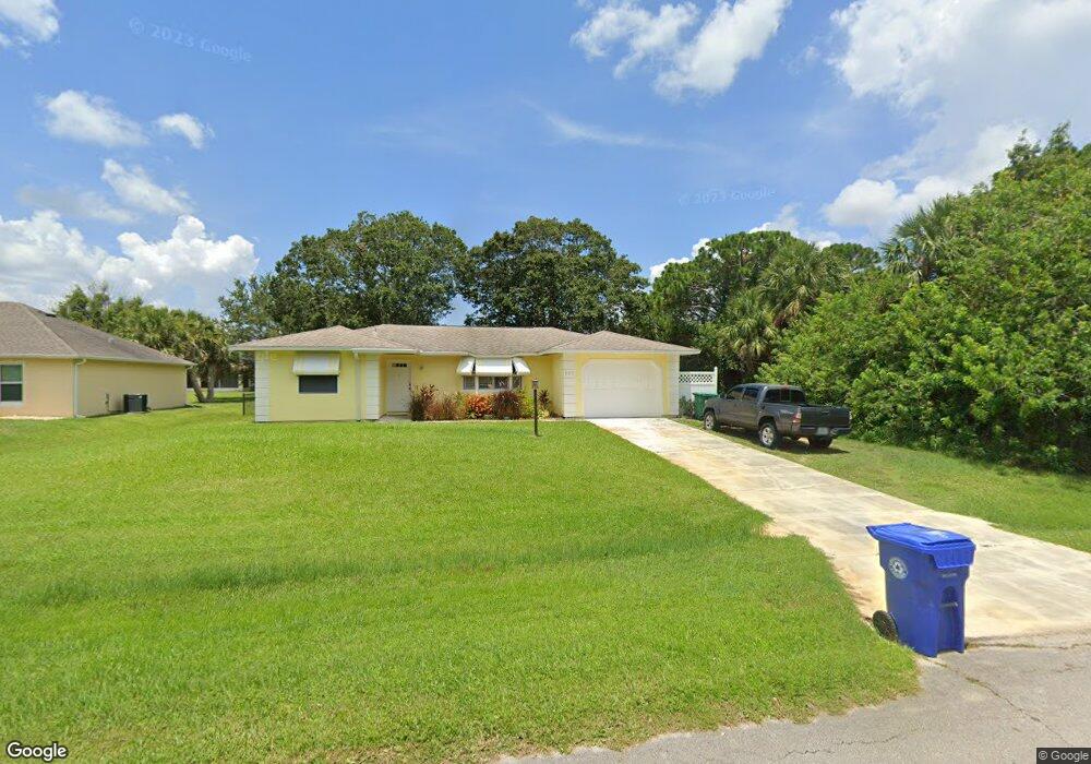 651 Jenkins St, Sebastian, FL 32958 - photo 1