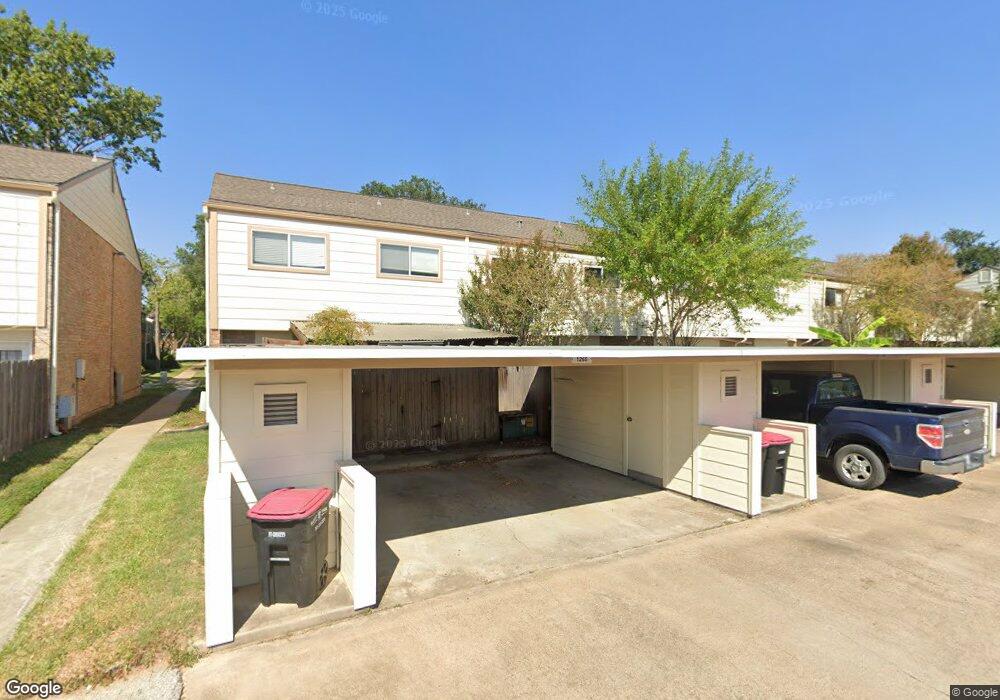 1261 Country Place Dr, Houston, TX 77079 - photo 1