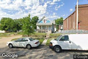 911 7th St SE, Cedar Rapids, IA 52401