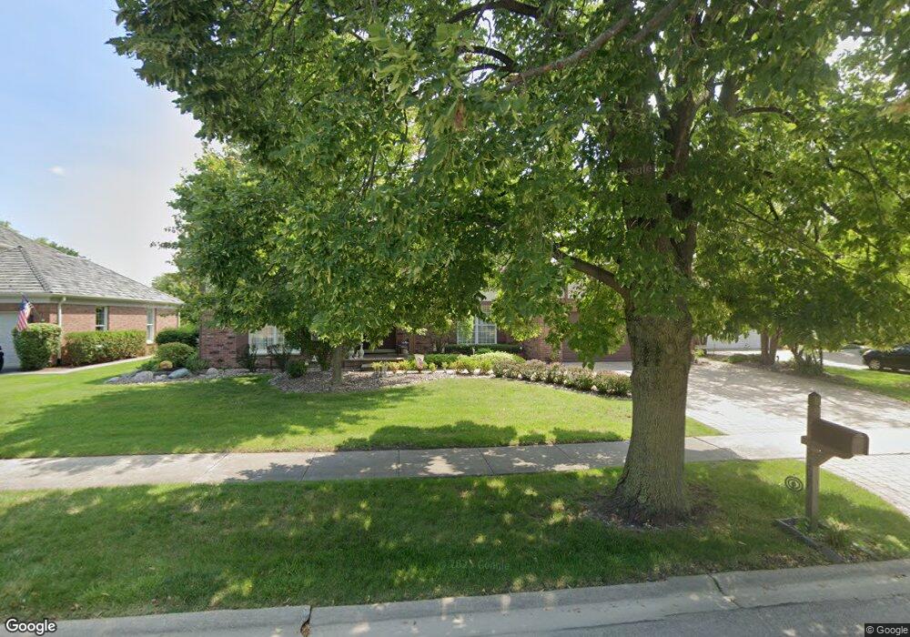 2307 Mohawk Ln, Glenview, IL 60026 - photo 1