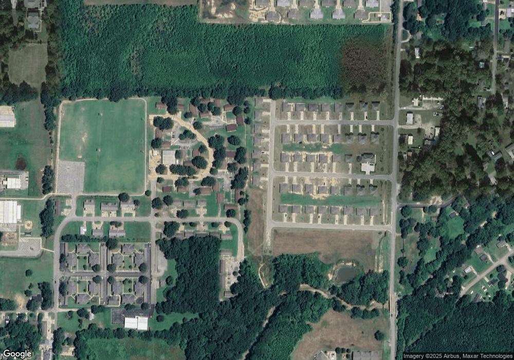 1513 Estates Blvd, Jonesboro, AR 72405 - photo 1