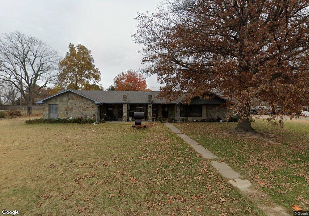 605 Belt St, Eufaula, OK 74432 - photo 1