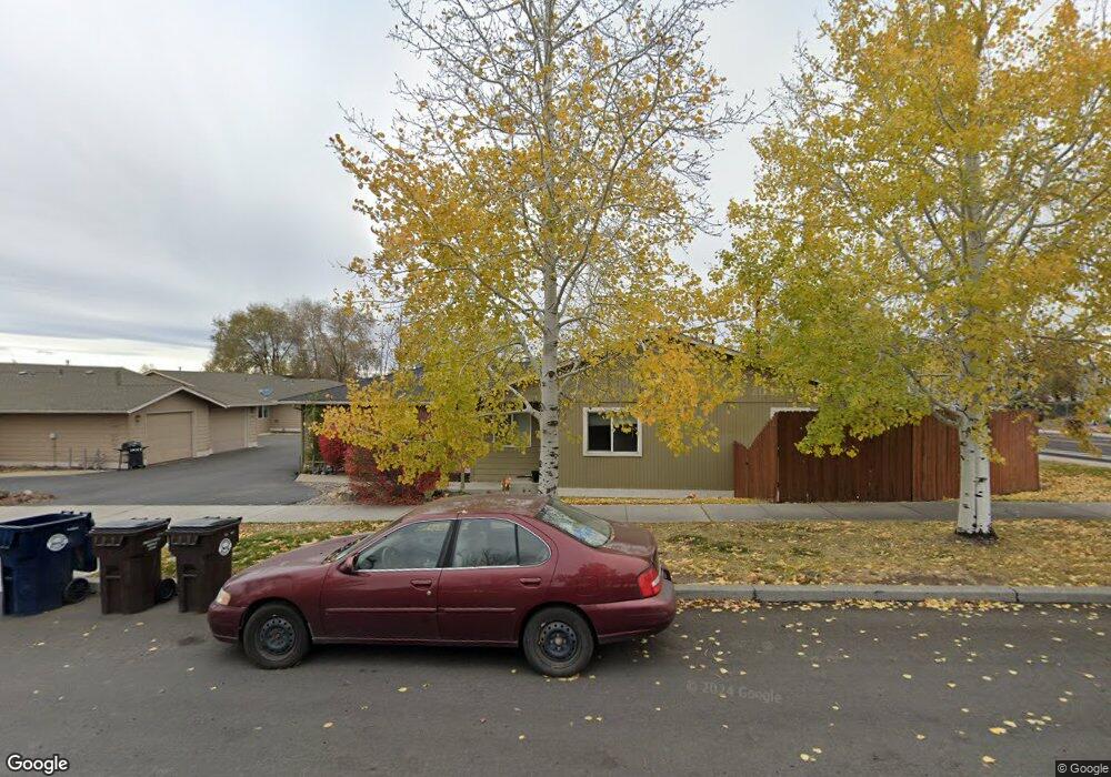 1915 NW Cedar Ave unit 4, Redmond, OR 97756 - photo 1