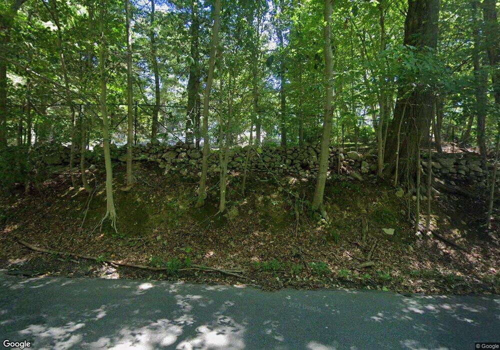 789 Riverbank Rd, Stamford, CT 06903 - photo 1