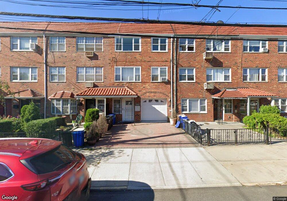 4704 28th Ave, Astoria, NY 11103 - photo 1